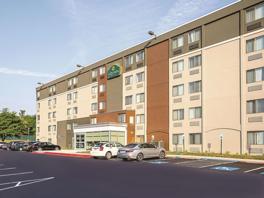 La Quinta Inn & Suites by Wyndham Baltimore N/White Marsh